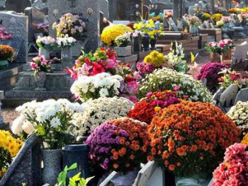 День Всех Святых в Испании