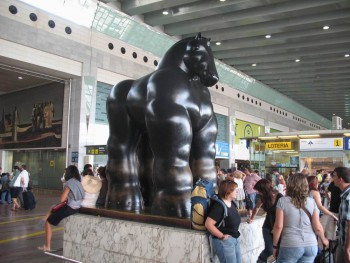 Барселонский аэропорт стал лидером по числу пассажиров
