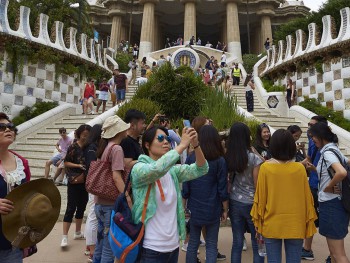 Испания уже шестой год подряд устанавливает рекорд по посещению иностранных туристов 