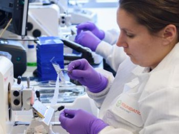 Испанские больницы будут внедрять революционный метод лечения рака крови