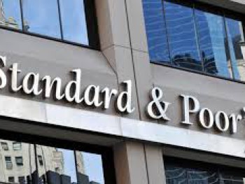 Два международных агентства улучшили кредитный рейтинг долга Испании