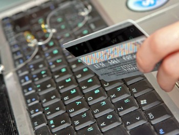 В Испании увеличен срок возврата денег по электронным платежам