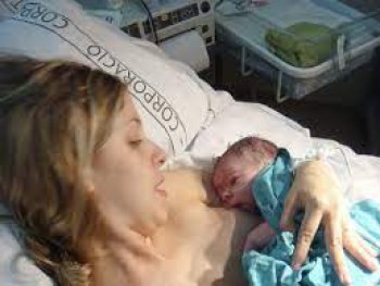 Каждый четвёртый ребёнок, родившийся в Испании в 2020 году, имел мать - иностранку