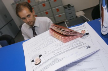 Посольство Испании в Москве опровергло сообщения о возможной отмене выдачи виз россиянам