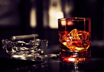 Расходы испанцев на курение превышают траты на алкоголь