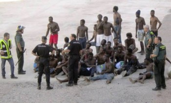 В Испанию хлынул поток нелегальных иммигрантов из Африки