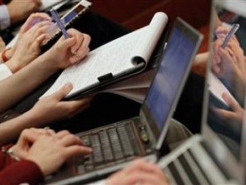 Испания будет использовать соцсети для привлечения туристов из РФ