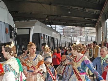 На Fallas в Валенсии общественный транспорт будет функционировать круглосуточно 