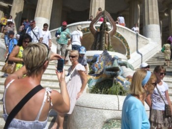 В феврале расходы иностранных туристов, посетивших Испанию, увеличился до 3,703 млрд. евро