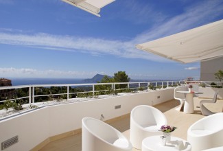 Новые виллы в современном стиле в Альтеа (Аликанте)