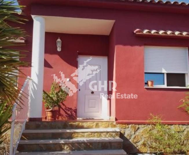 Вилла в пригороде Валенсии (Лирия).